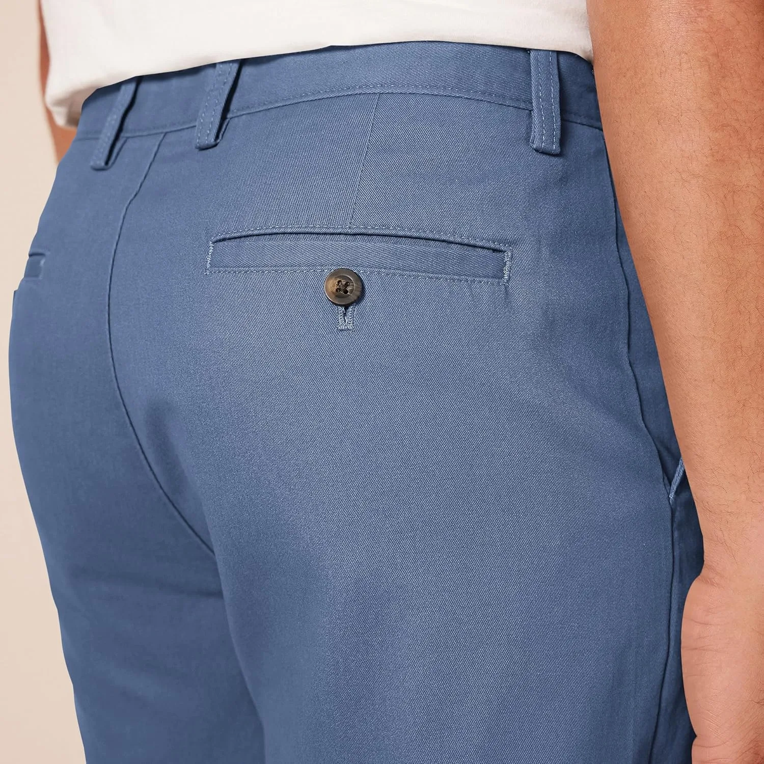 Amazon Essentials Men's Classic-Fit 7" Chino Shorts