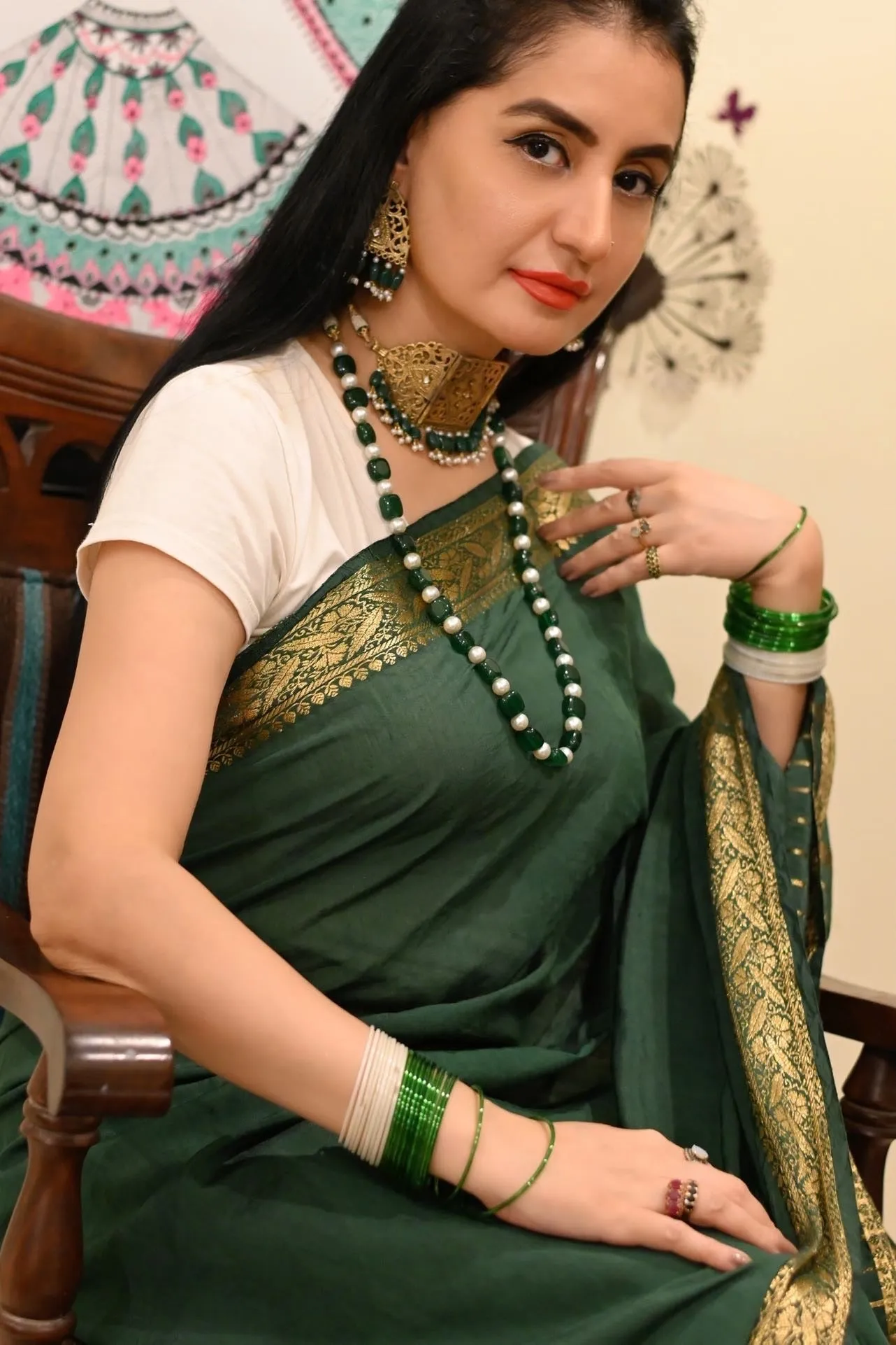 Rozana Saari: Emerald