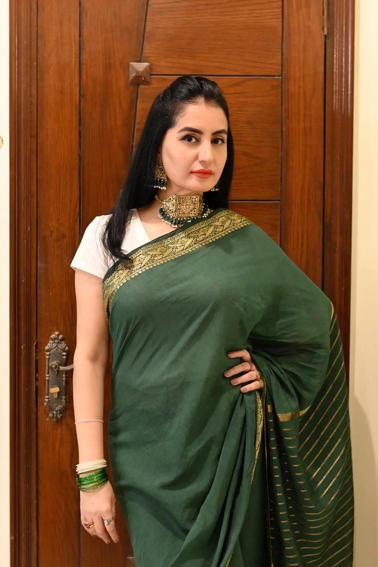 Rozana Saari: Emerald